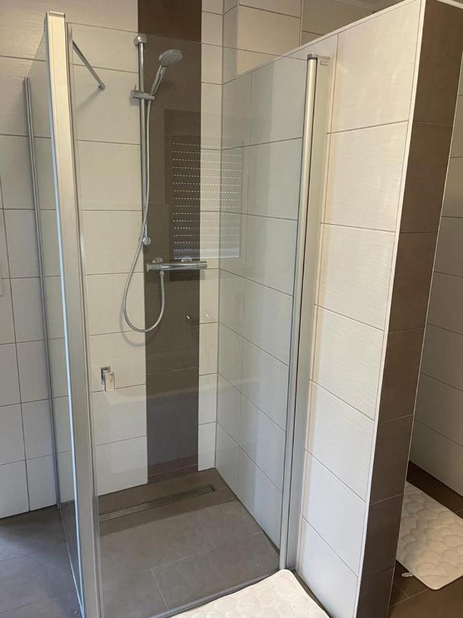 Lux Apartmant 2 Westerstede Exteriör bild